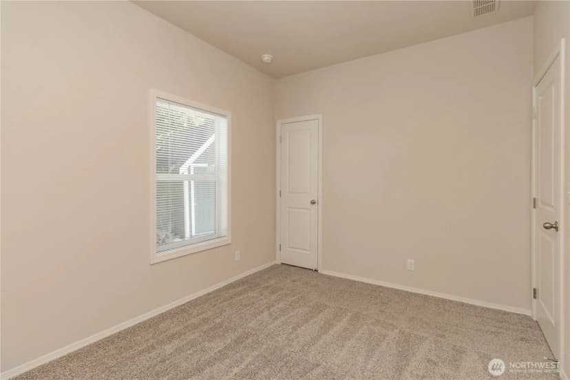 Property photo for 30416 59th Avenue S, Roy photo 24