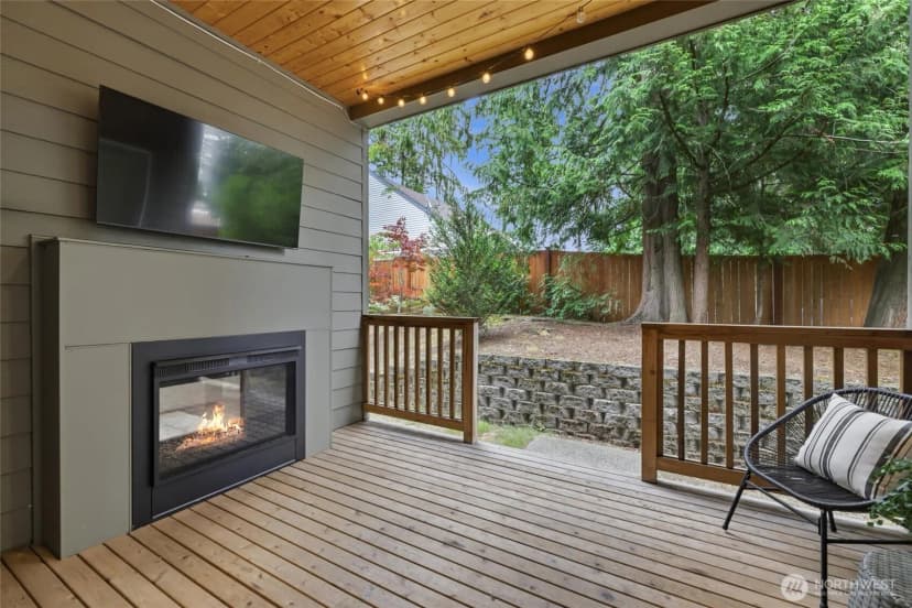 Property photo for 2306 Ne 145th Street, Shoreline photo 27