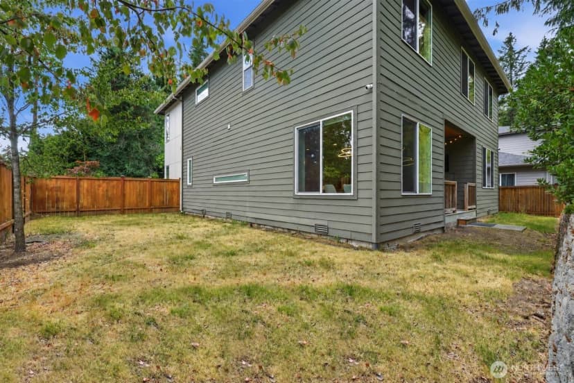 Property photo for 2306 Ne 145th Street, Shoreline photo 30