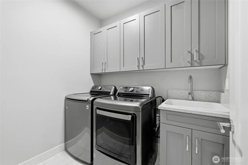 Property photo for 2306 Ne 145th Street, Shoreline photo 26