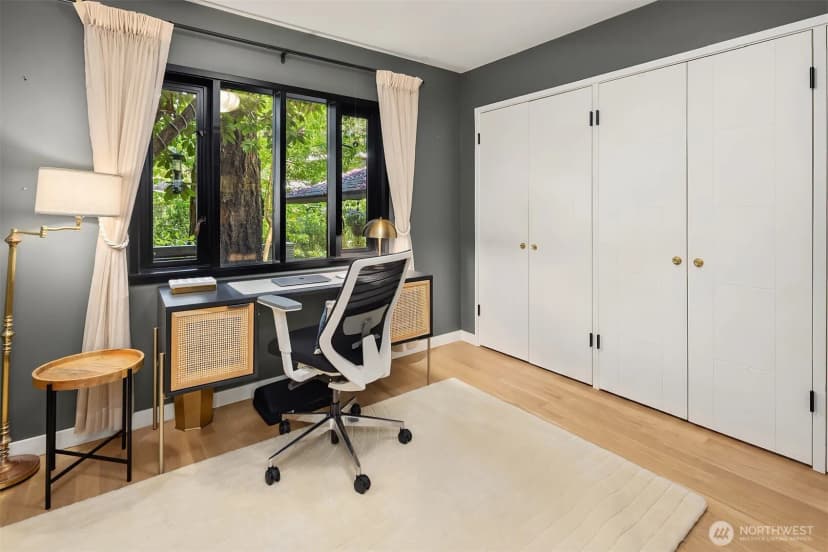 Property photo for 5 Lindley Road, Mercer Island photo 26