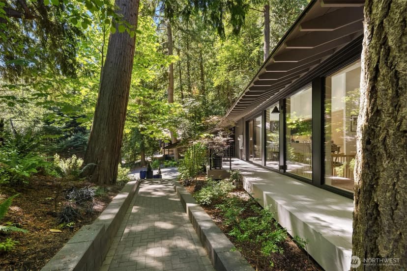 Property photo for 5 Lindley Road, Mercer Island photo 38