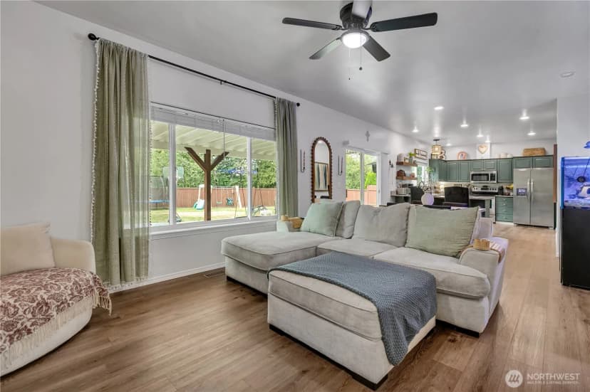 Property photo for 473 Mountain Circle Drive, Buckley photo 16