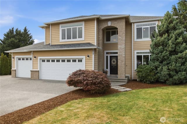 Property photo for 473 Mountain Circle Drive, Buckley photo 2