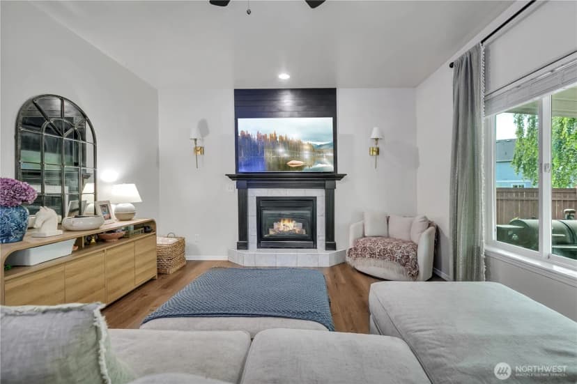 Property photo for 473 Mountain Circle Drive, Buckley photo 15