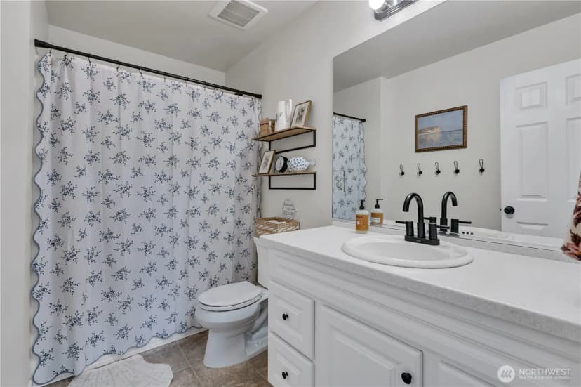 Property photo for 473 Mountain Circle Drive, Buckley photo 25