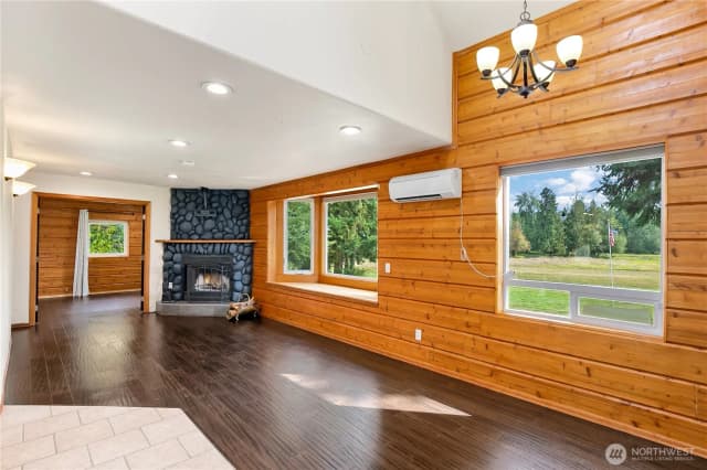 Property photo for 34505 39th Avenue Ct E, Eatonville photo 5