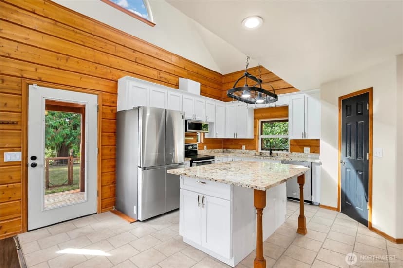 Property photo for 34505 39th Avenue Ct E, Eatonville photo 9