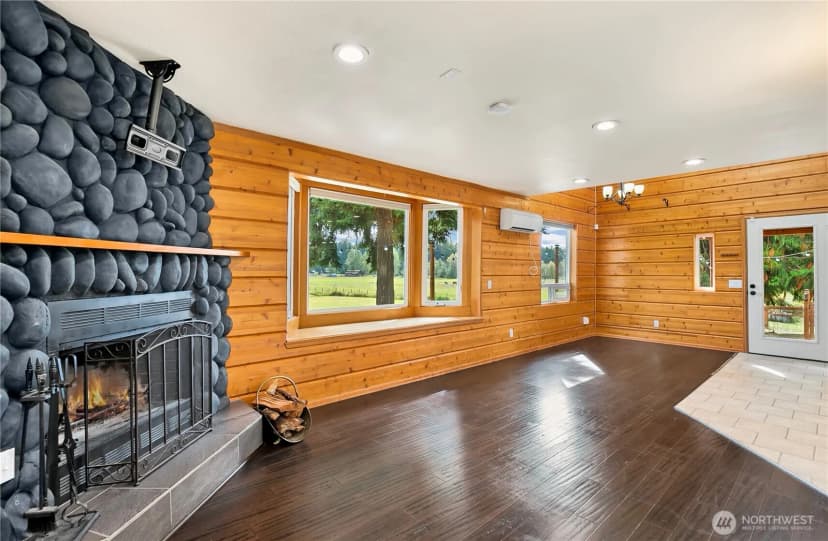 Property photo for 34505 39th Avenue Ct E, Eatonville photo 6