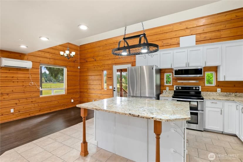Property photo for 34505 39th Avenue Ct E, Eatonville photo 12