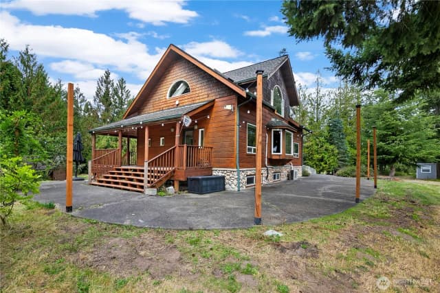 Property photo for 34505 39th Avenue Ct E, Eatonville photo 2