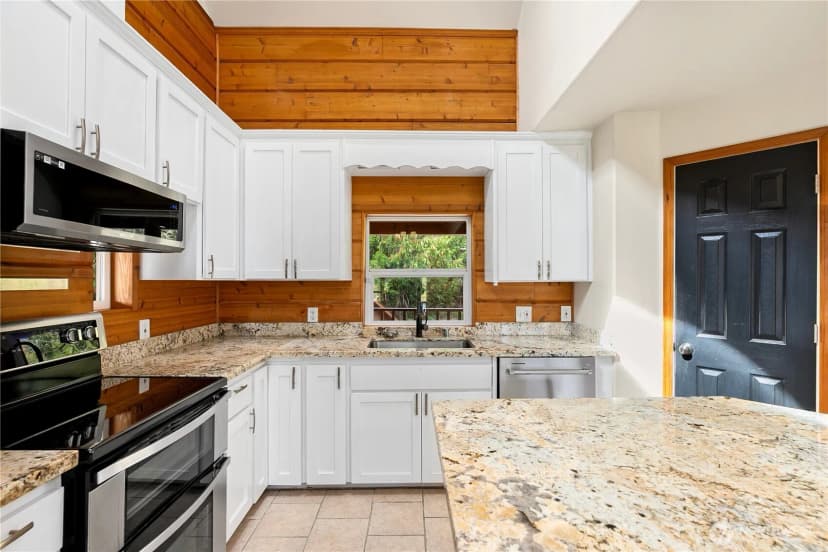 Property photo for 34505 39th Avenue Ct E, Eatonville photo 11