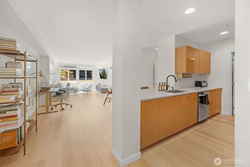 Property photo for 18 Dravus Street #210, Seattle photo 6