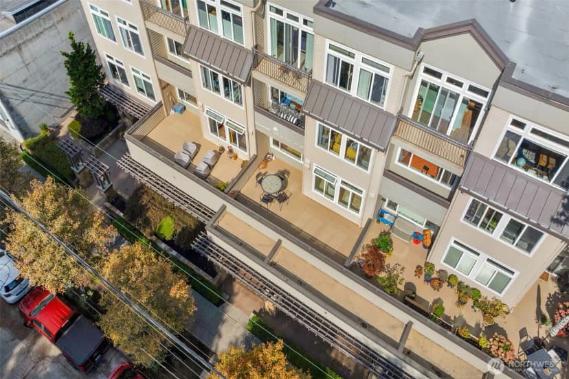 Property photo for 18 Dravus Street #210, Seattle photo 31