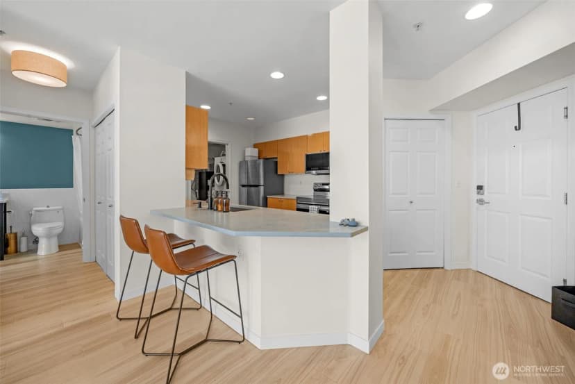 Property photo for 18 Dravus Street #210, Seattle photo 7