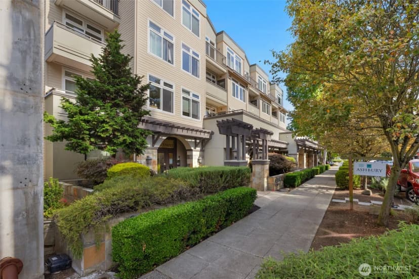 Property photo for 18 Dravus Street #210, Seattle photo 35