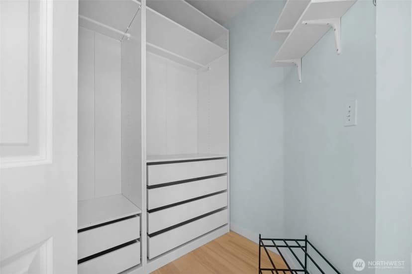 Property photo for 18 Dravus Street #210, Seattle photo 19