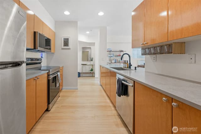 Property photo for 18 Dravus Street #210, Seattle photo 5