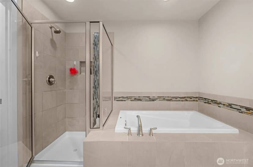 Property photo for 5634 85th Drive Ne, Marysville photo 18