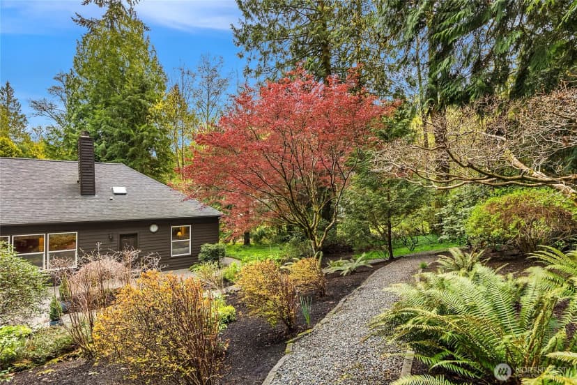 Property photo for 8387 Ne Sumanee Place, Bainbridge Island photo 31