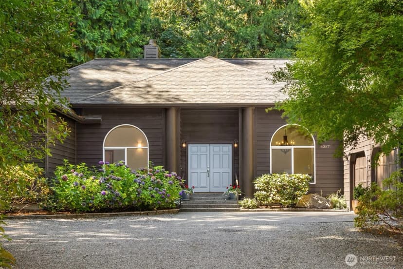 Property photo for 8387 Ne Sumanee Place, Bainbridge Island