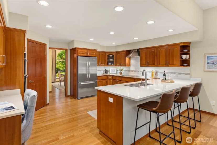Property photo for 8387 Ne Sumanee Place, Bainbridge Island photo 8