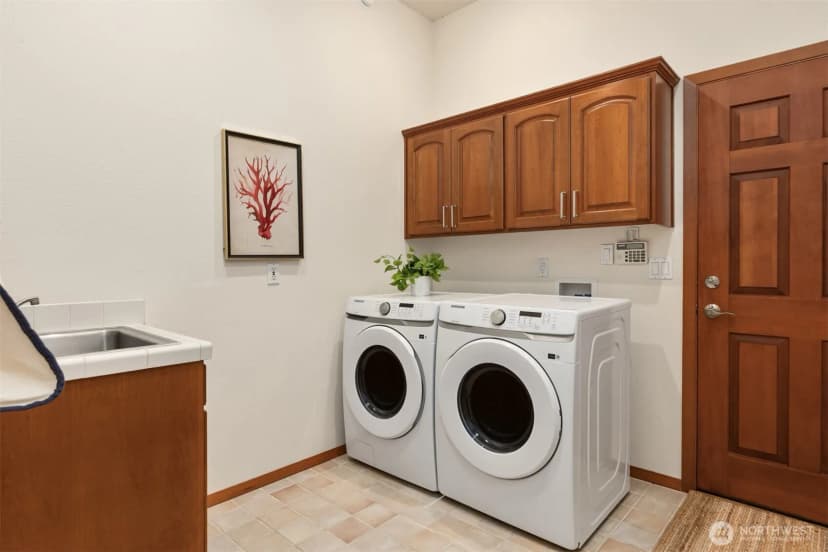 Property photo for 8387 Ne Sumanee Place, Bainbridge Island photo 24