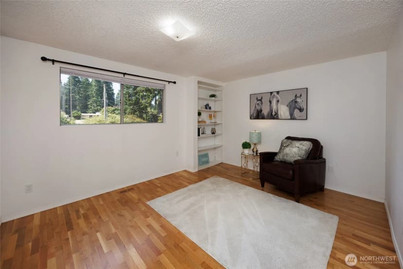 Property photo for 12822 Ne 68th Street, Kirkland photo 30