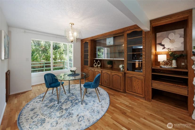 Property photo for 12822 Ne 68th Street, Kirkland photo 9