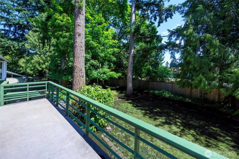 Property photo for 12822 Ne 68th Street, Kirkland photo 12