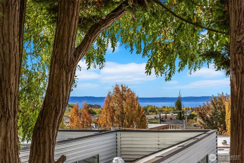 Property photo for 522 Dayton Street, Edmonds photo 21