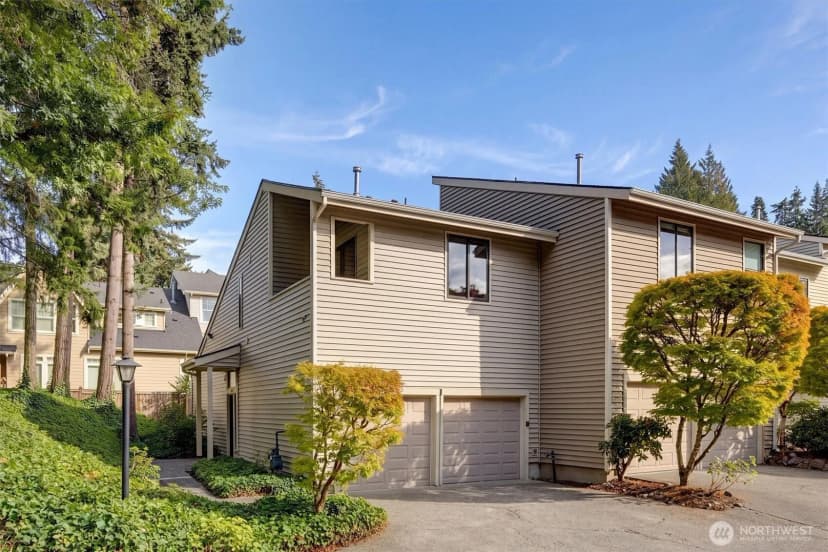 Property photo for 1400 Bellevue Way Se #1, Bellevue photo 23