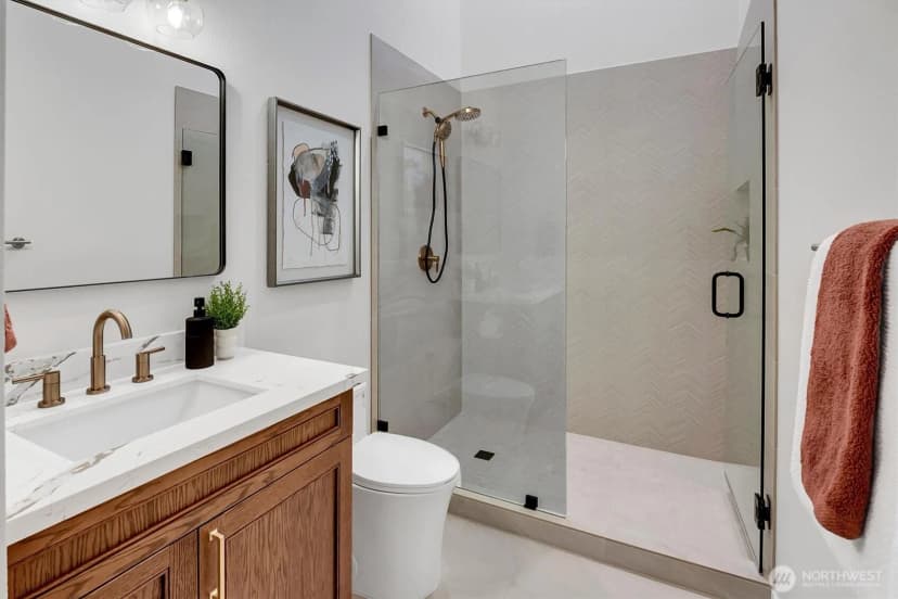 Property photo for 1400 Bellevue Way Se #1, Bellevue photo 20