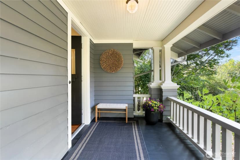 Property photo for 5018 Latona Avenue Ne, Seattle photo 32