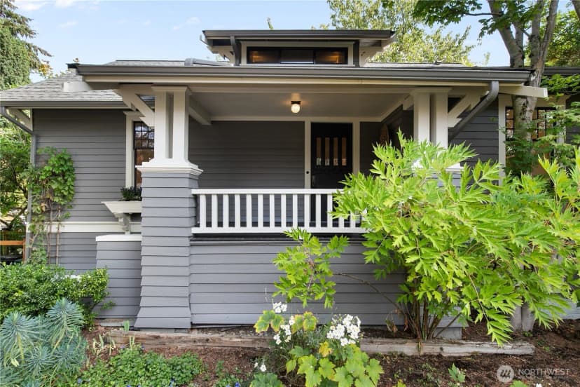 Property photo for 5018 Latona Avenue Ne, Seattle photo 37