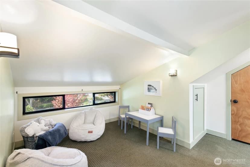 Property photo for 5018 Latona Avenue Ne, Seattle photo 24