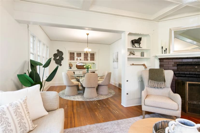 Property photo for 5018 Latona Avenue Ne, Seattle photo 9