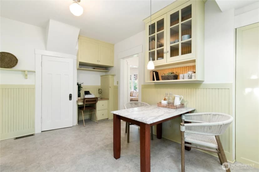 Property photo for 5018 Latona Avenue Ne, Seattle photo 17