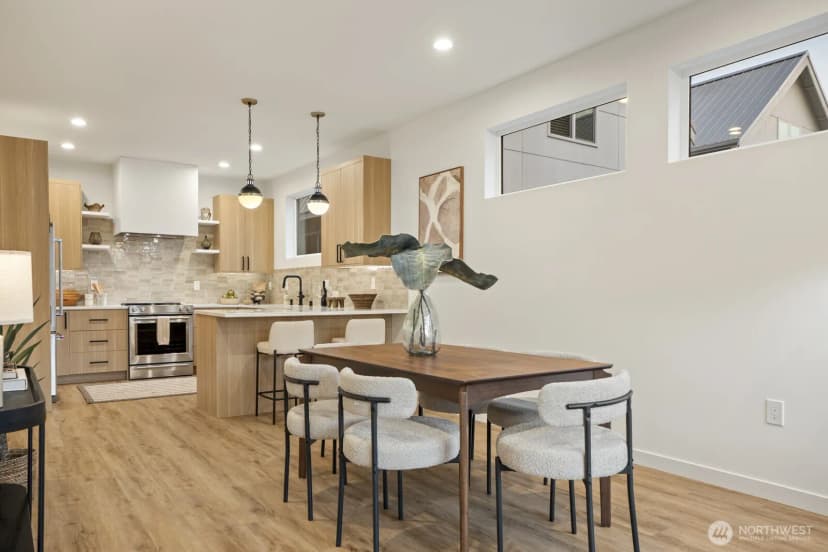 Property photo for 2769 59th Avenue Sw #b, Seattle photo 14