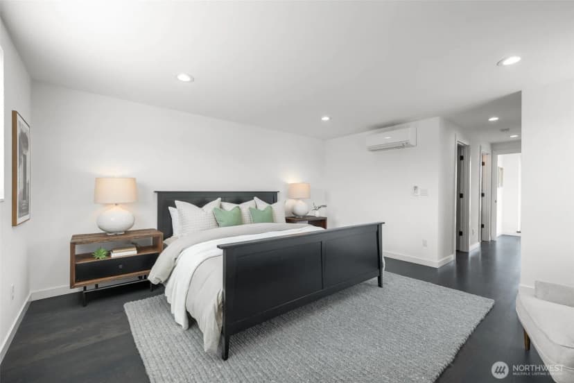 Property photo for 705 20th Place S #a, Seattle photo 15