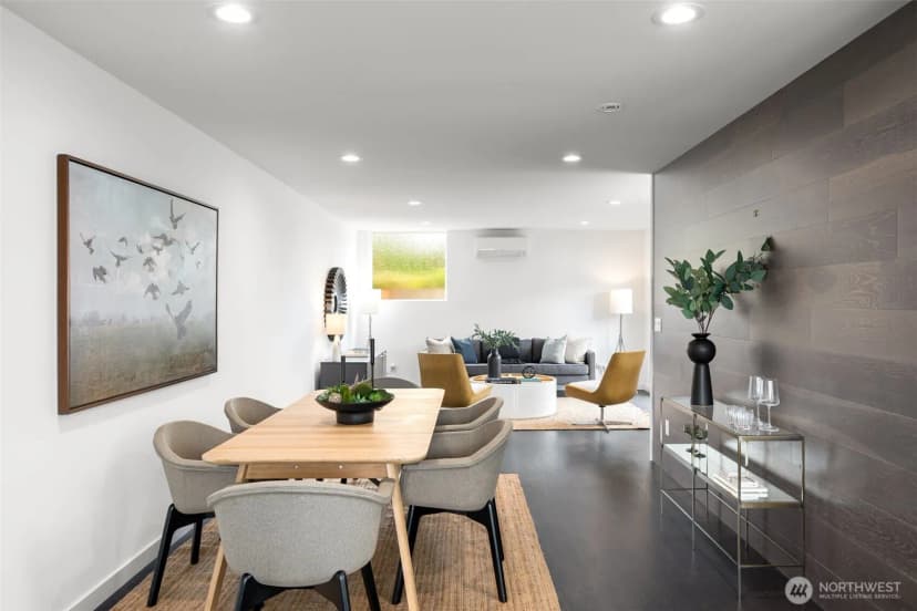 Property photo for 705 20th Place S #a, Seattle photo 3