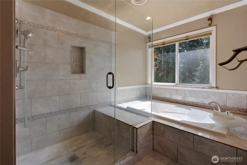Property photo for 1909 S 375th Street, Federal Way photo 28