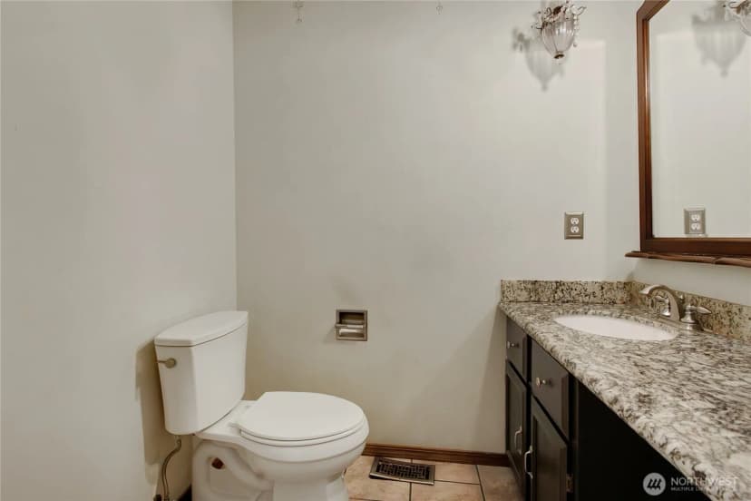 Property photo for 1909 S 375th Street, Federal Way photo 14