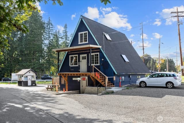Property photo for 19201 Ne Woodinville Duvall Road, Woodinville photo 2