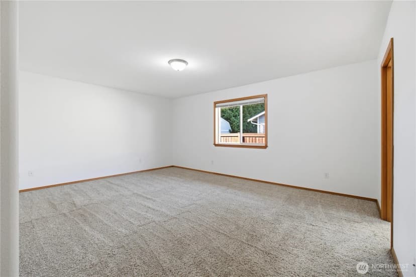 Property photo for 8031 Ne 174th Place, Arlington photo 16