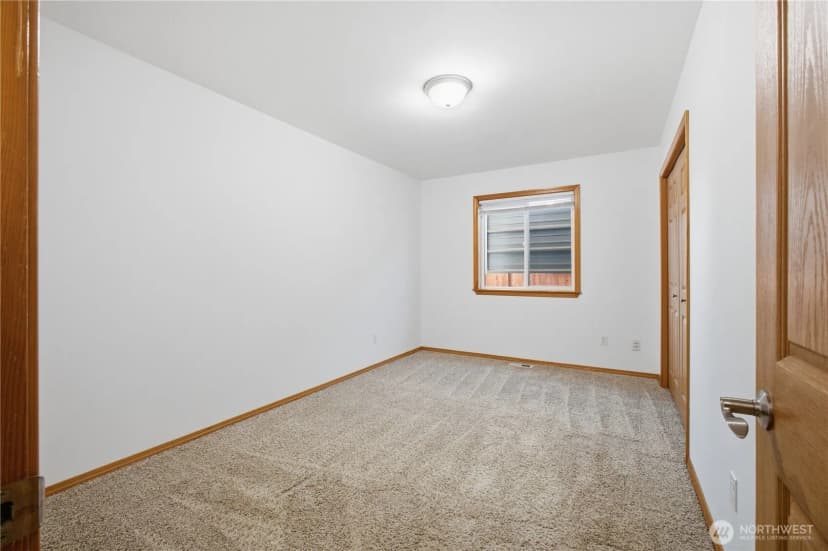 Property photo for 8031 Ne 174th Place, Arlington photo 19
