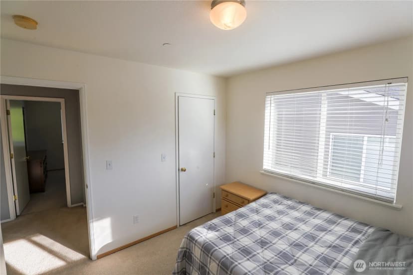 Property photo for 26820 107th Avenue Se, Kent photo 16
