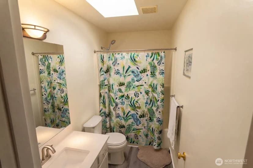 Property photo for 26820 107th Avenue Se, Kent photo 19