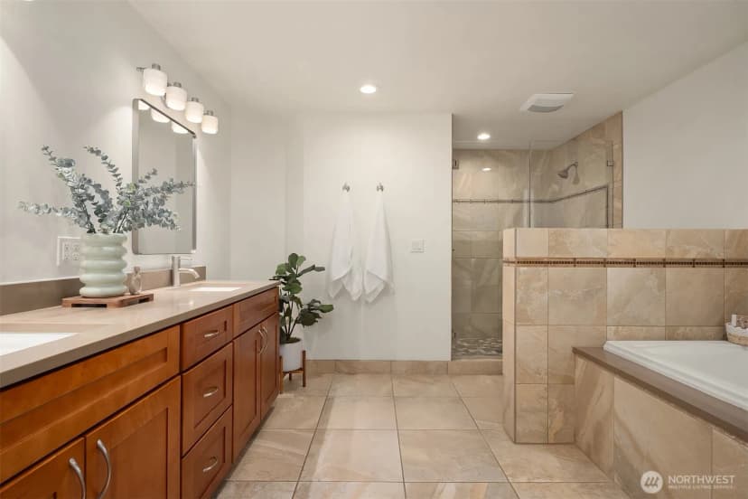 Property photo for 500 Waverly Way, Kirkland photo 18