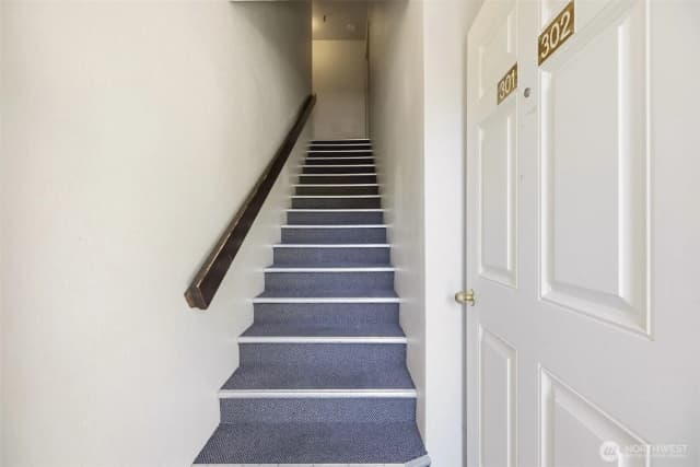 Property photo for 2120 Highland Ave Avenue #301, Everett photo 3